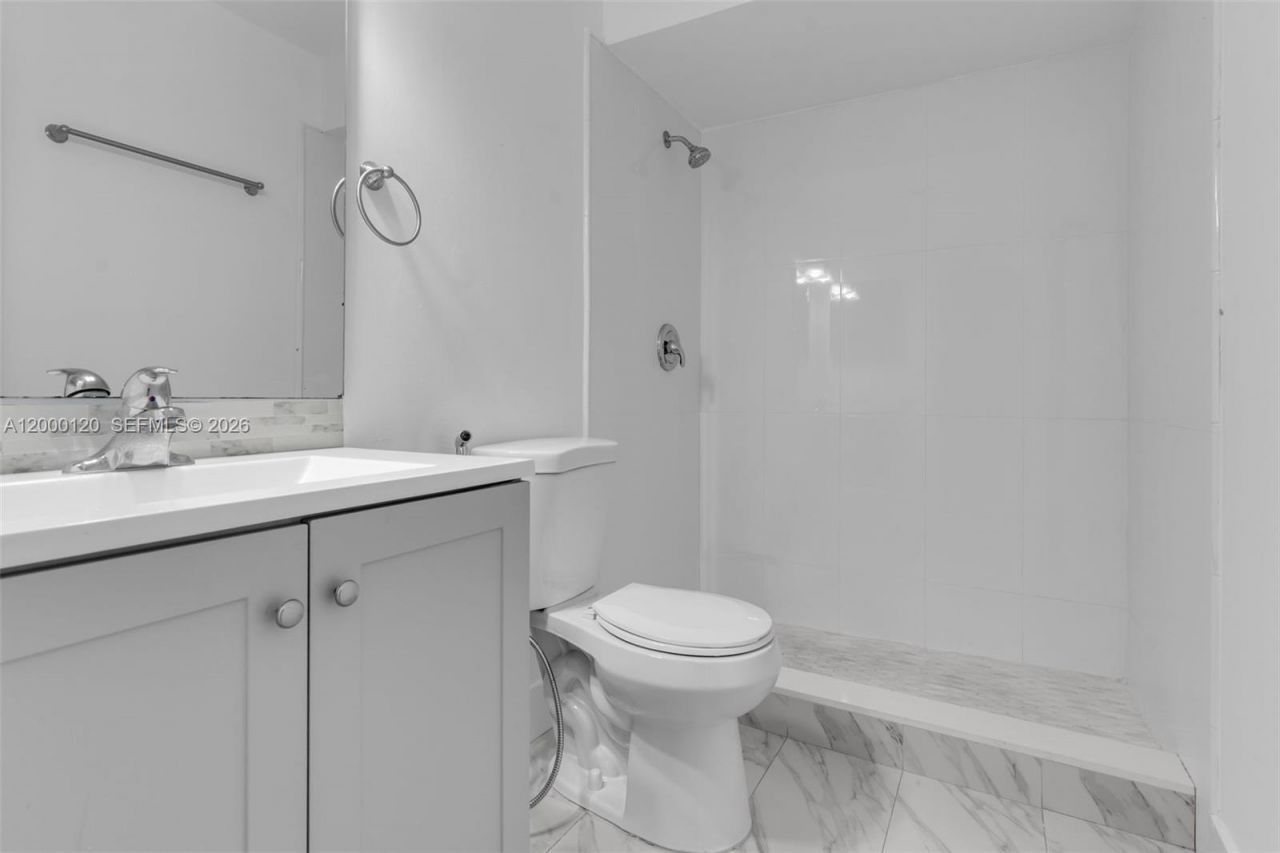 13011 SW 80th St, Miami, FL 33183 Photo