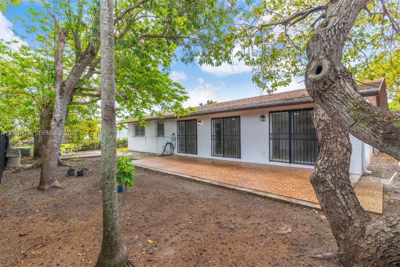 13011 SW 80th St, Miami, FL 33183 Photo