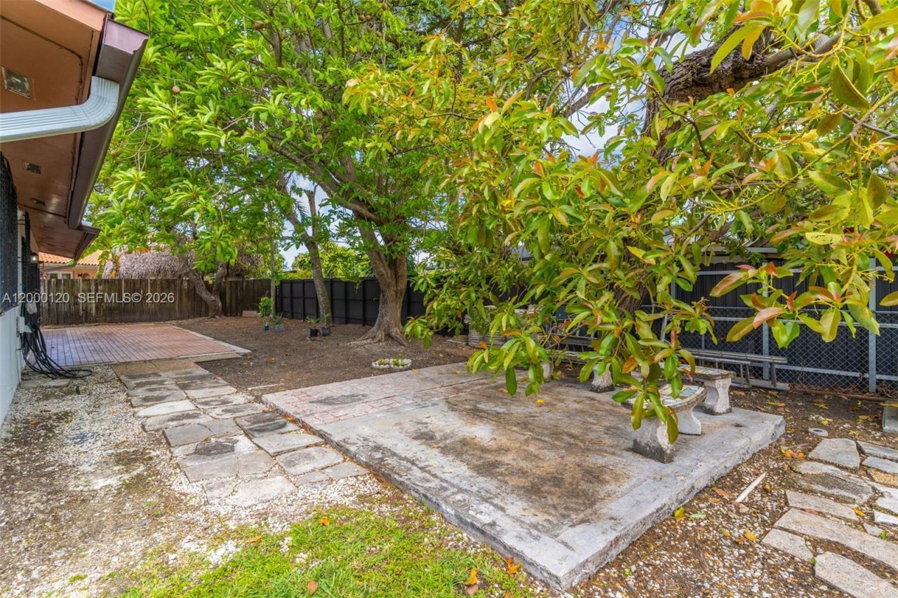 13011 SW 80th St, Miami, FL 33183 Photo