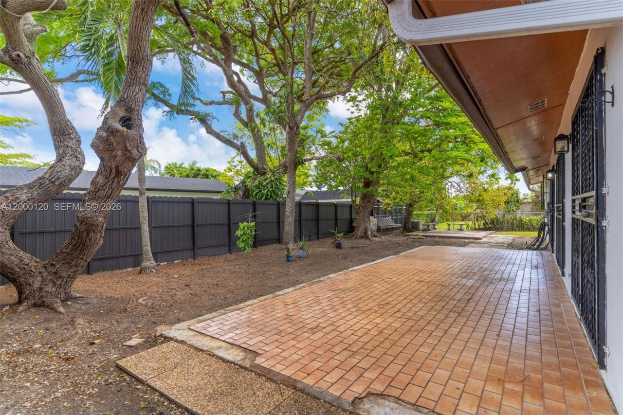 13011 SW 80th St, Miami, FL 33183 Photo