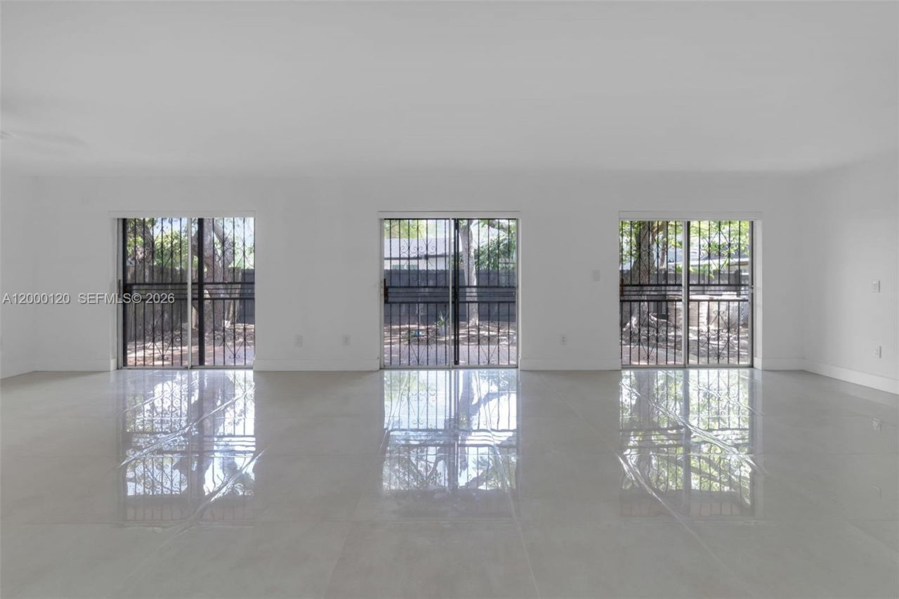 13011 SW 80th St, Miami, FL 33183 Photo