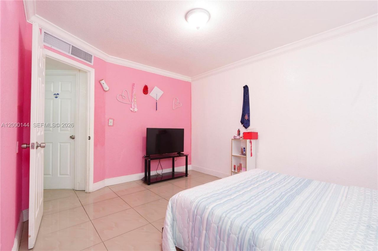 8003 W 6th Ave, Unit M, Hialeah, FL 33014 Photo