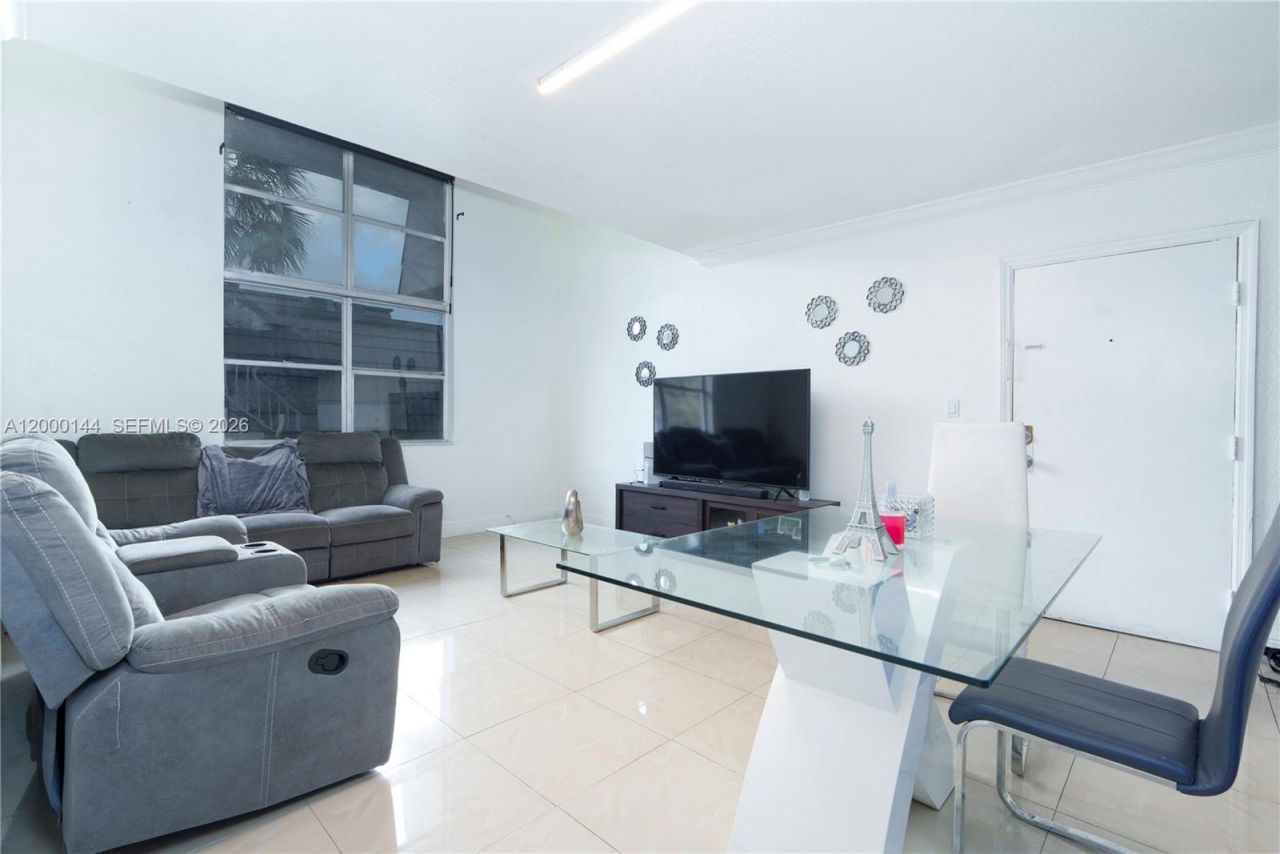 8003 W 6th Ave, Unit M, Hialeah, FL 33014 Photo