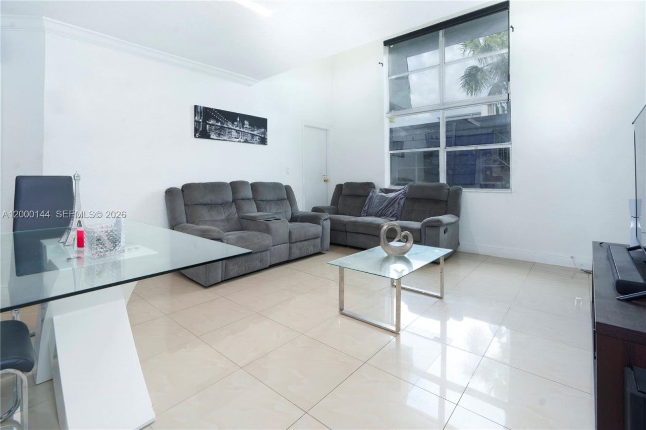 8003 W 6th Ave, Unit M, Hialeah, FL 33014 Photo