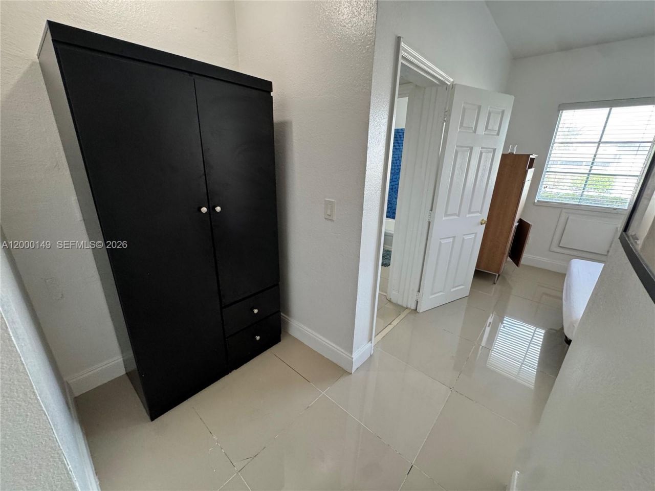 8415 Harding Ave, Unit 9, Miami Beach, FL 33141 Photo