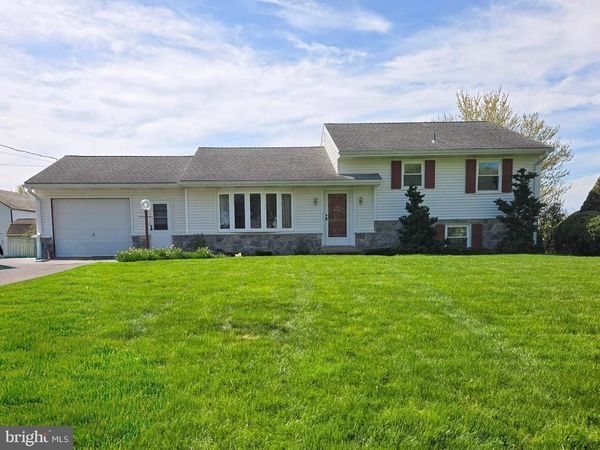 2382 SPRUCE STREET, MANHEIM, PA 17545