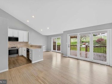 126 STEEPLECHASE DRIVE, ELVERSON, PA 19520