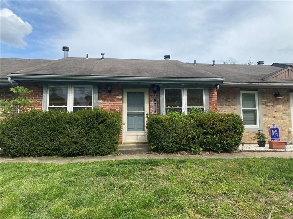 8213 NW Mace Road, Kansas City, MO 64152 Main Photo