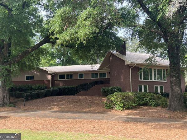 1408 Edgewood Drive, Dublin, GA 31021