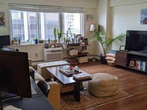 130 Bowdoin, Unit 1704, Boston, MA 02108