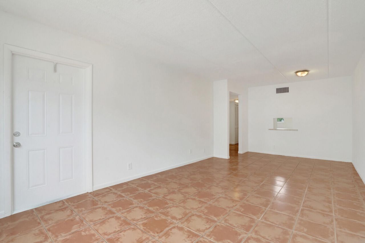 4500 N Flagler Drive, Unit C8, West Palm Beach, FL 33407 Photo