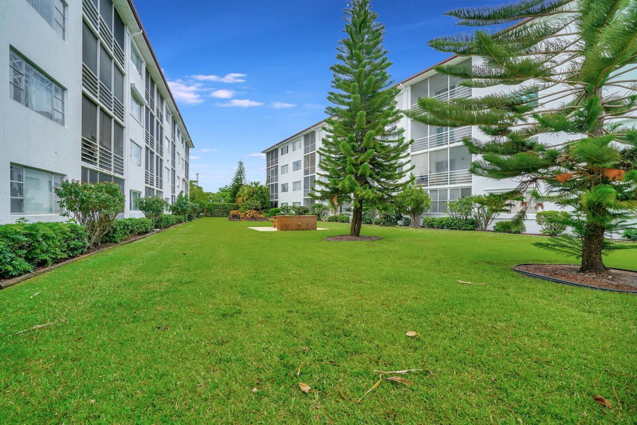 4500 N Flagler Drive, Unit C8, West Palm Beach, FL 33407 Photo