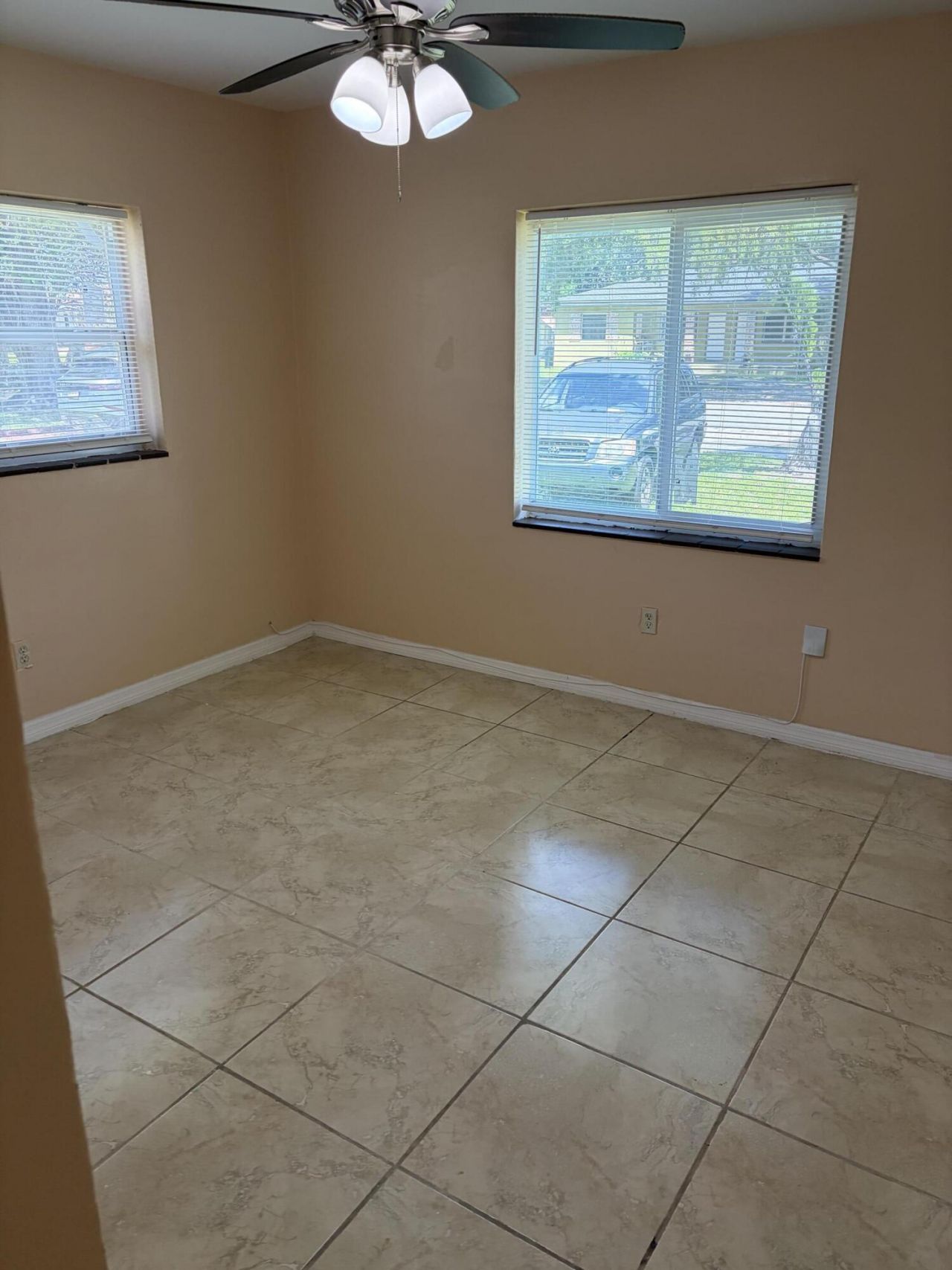 638 NE 138th Street, North Miami, FL 33161 Photo