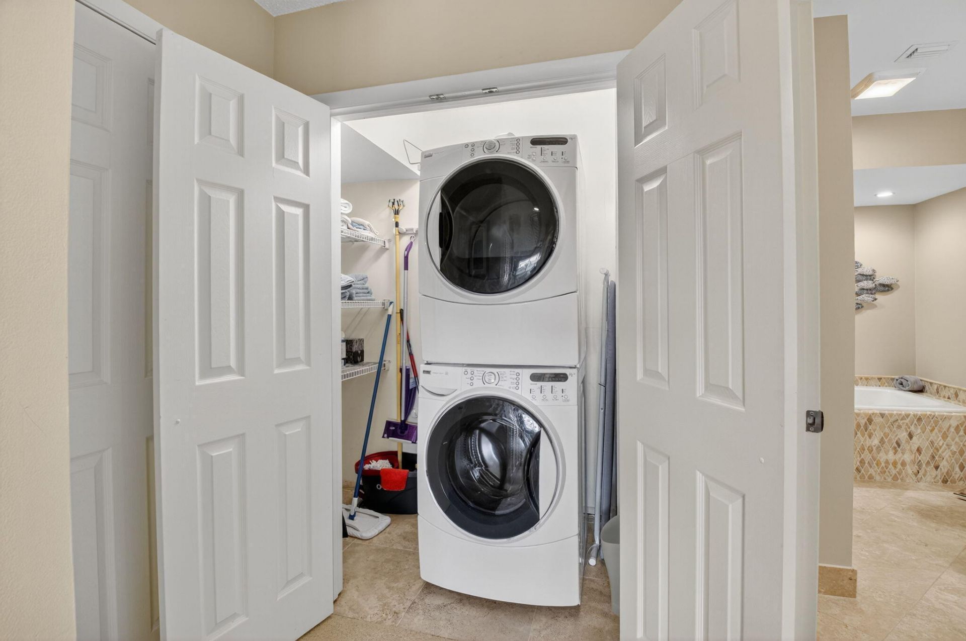 21 Eastgate Drive, Unit D, Boynton Beach, FL 33436 Photo