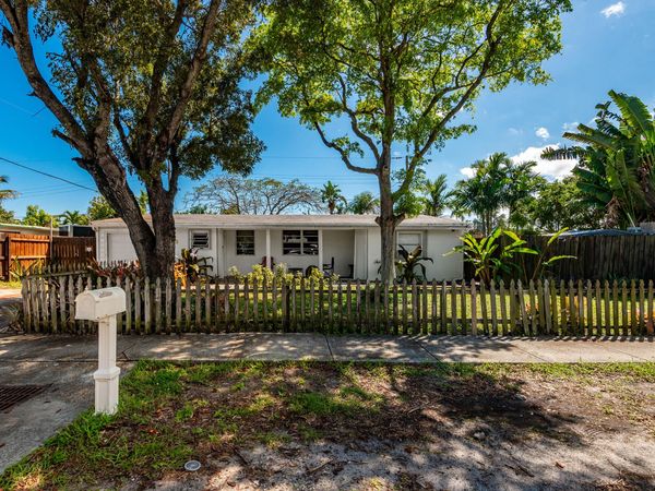 710 NE 58th Court, Oakland Park, FL 33334