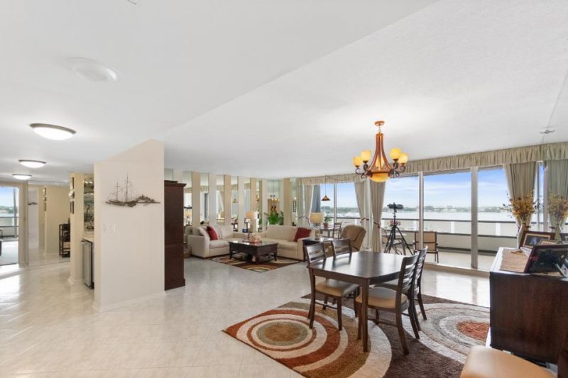100 Lakeshore Drive, Unit 754, North Palm Beach, FL 33408 Photo