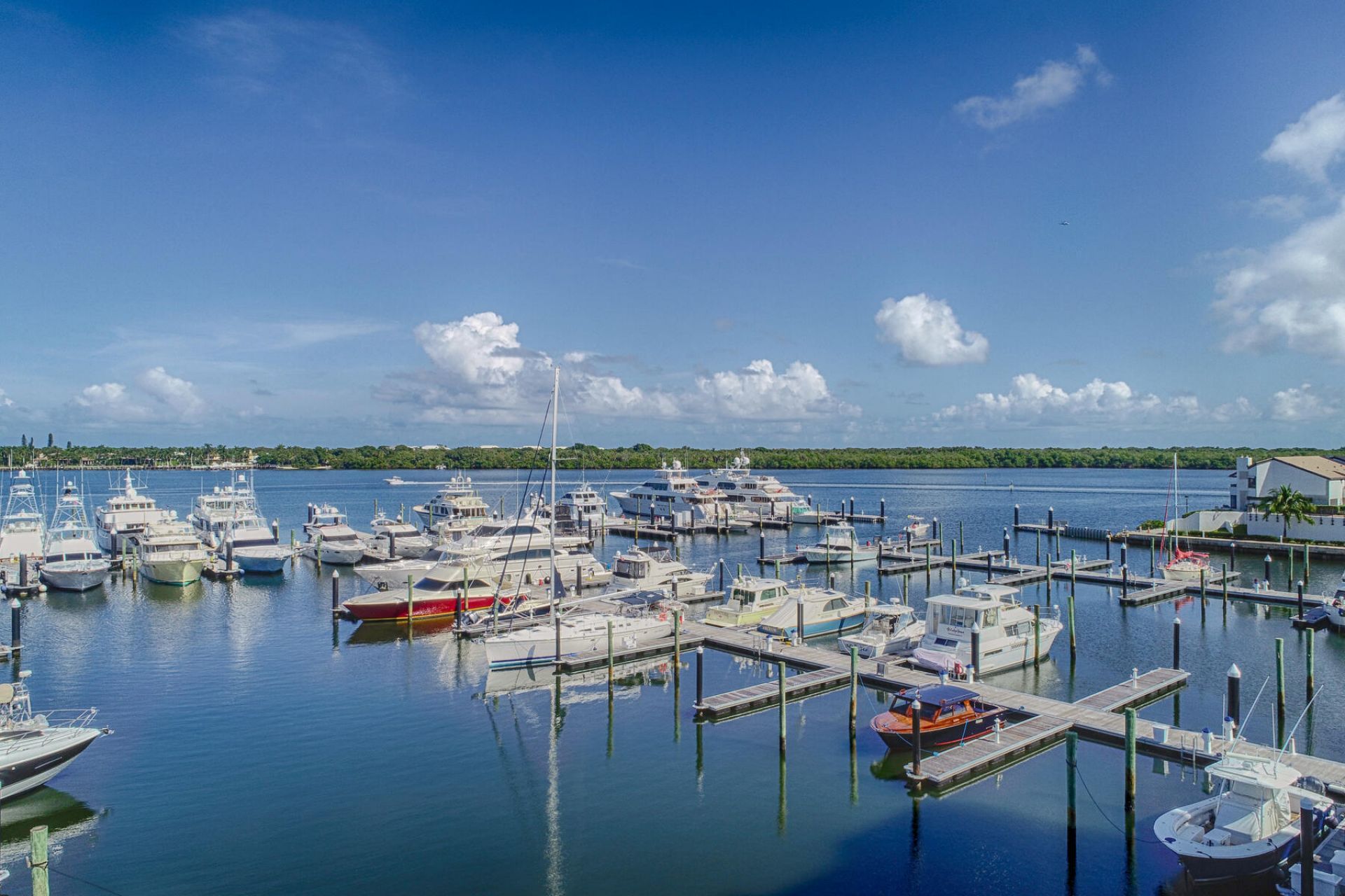 100 Lakeshore Drive, Unit 754, North Palm Beach, FL 33408 Photo