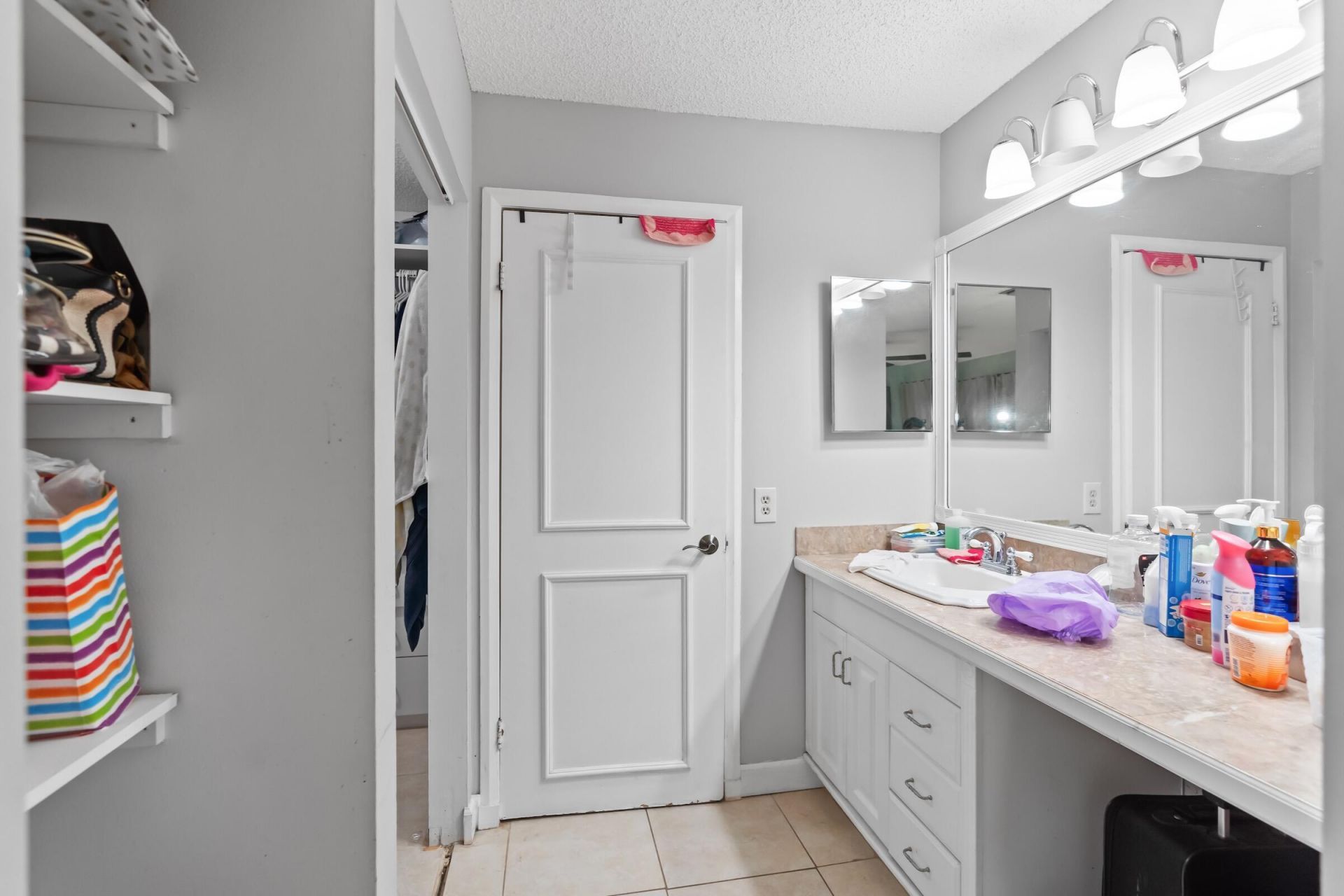 402 Lakeview Drive E, Royal Palm Beach, FL 33411 Photo