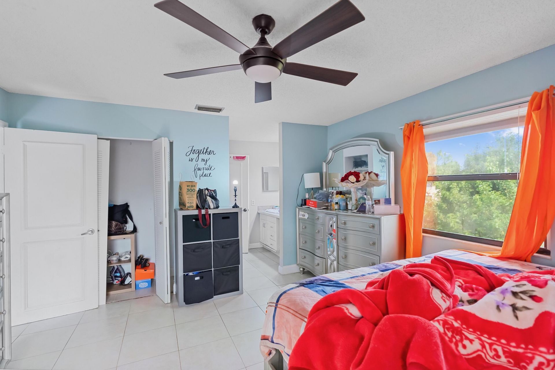 402 Lakeview Drive E, Royal Palm Beach, FL 33411 Photo