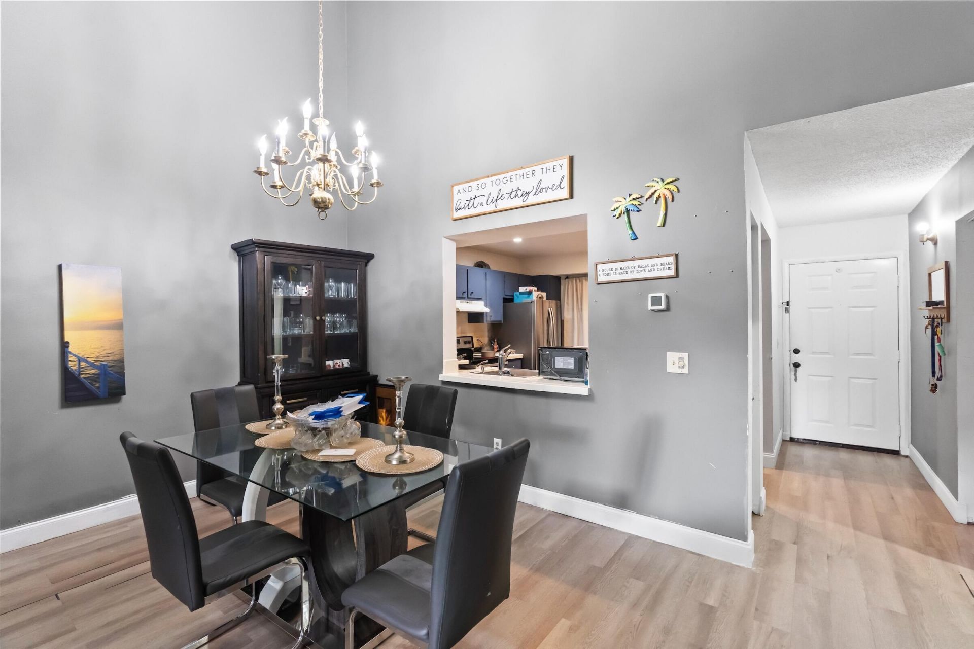 402 Lakeview Drive E, Royal Palm Beach, FL 33411 Photo