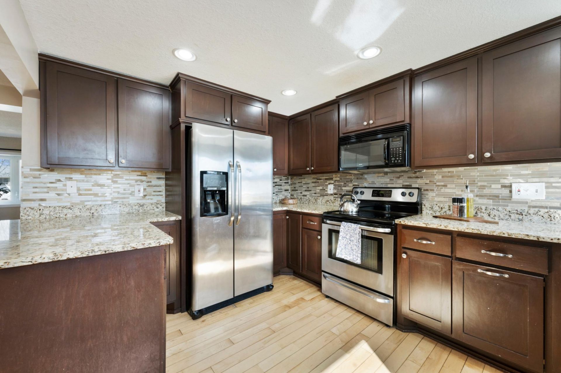 208 5th Avenue SE, Osseo, MN 55369