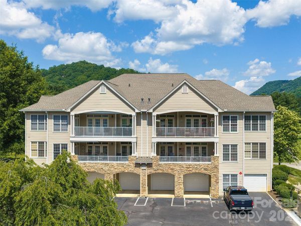 103 Glenview Lane, Unit 5048, Maggie Valley, NC 28751
