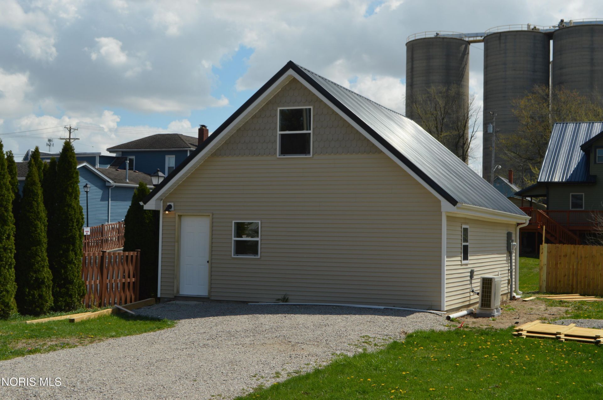 205 Archer Drive, Antwerp, OH 45813 Main Photo