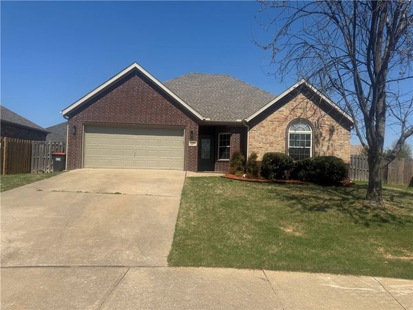 3518 Montpilier Place , Springdale, AR 72762