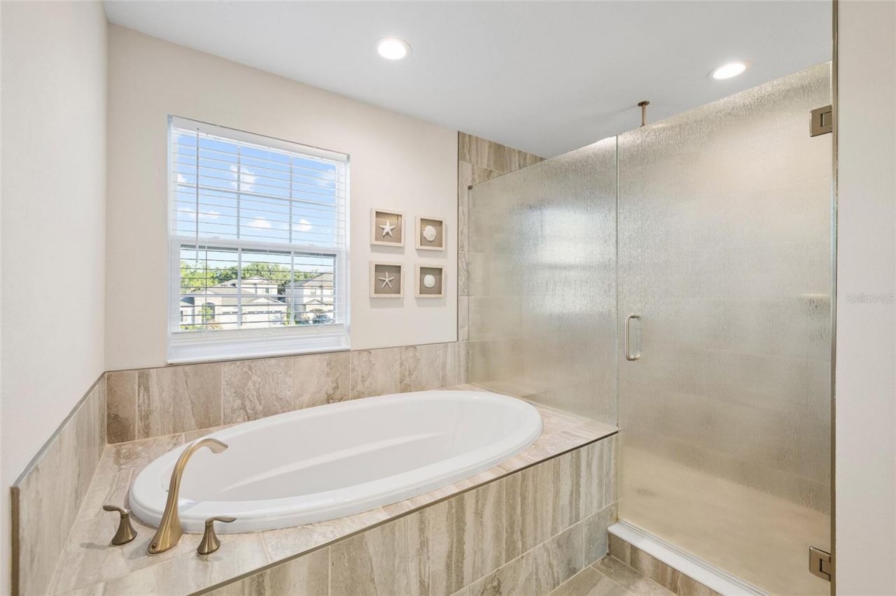 12970 Steed Trace Loop, Lithia, FL 33547 Photo