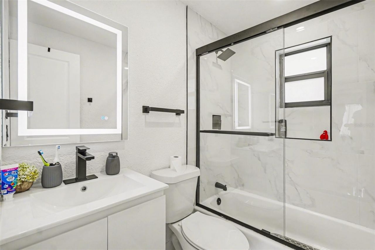 73 Cardinal Drive, North Fort Myers, FL 33917 Photo