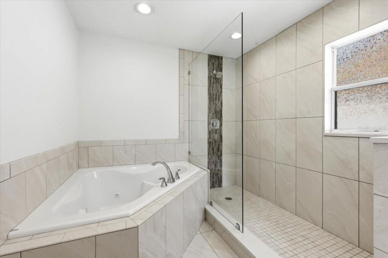 1051 Stationside Drive, Oakland, FL 34787 Photo