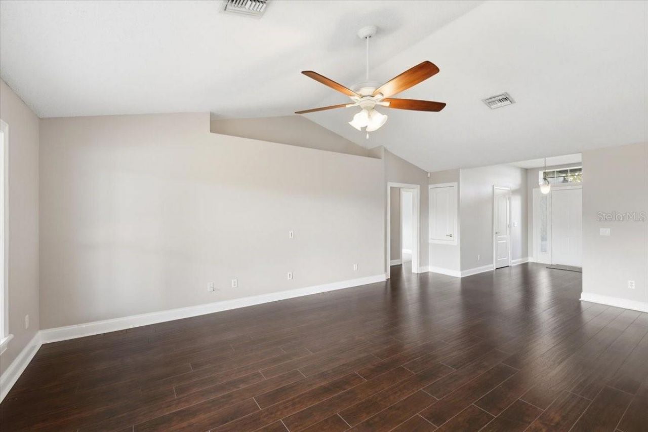 1051 Stationside Drive, Oakland, FL 34787 Photo