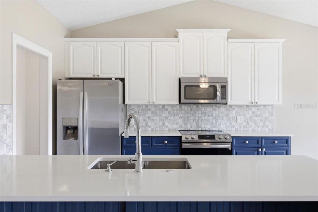 1051 Stationside Drive, Oakland, FL 34787 Photo