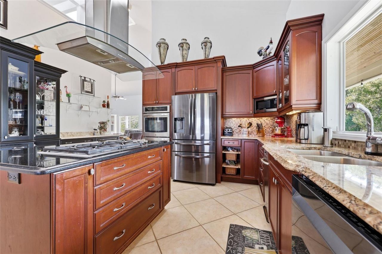 1042 SW Woodland Avenue , Fort White, FL 32038 Photo