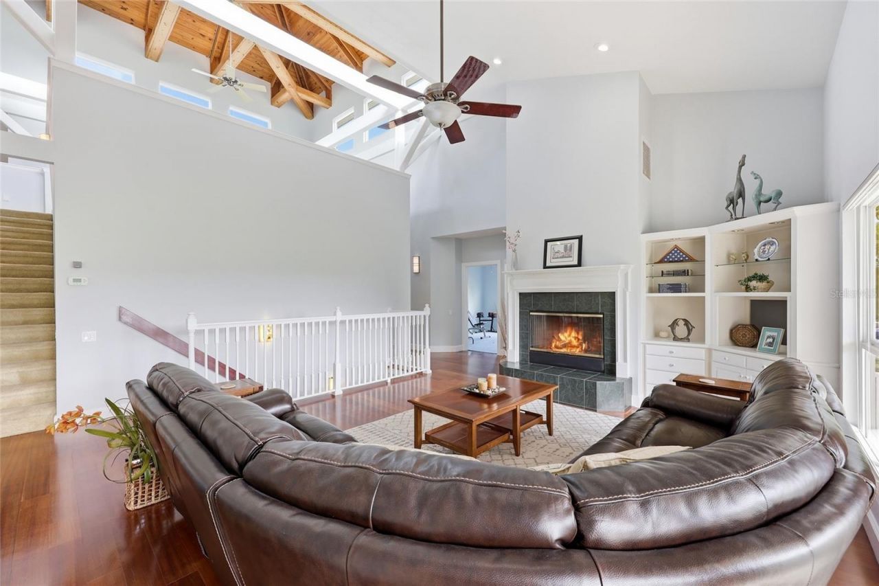 1042 SW Woodland Avenue , Fort White, FL 32038 Photo