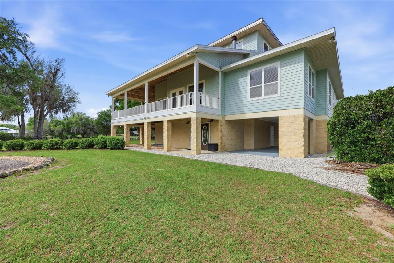 1042 SW Woodland Avenue , Fort White, FL 32038 Photo