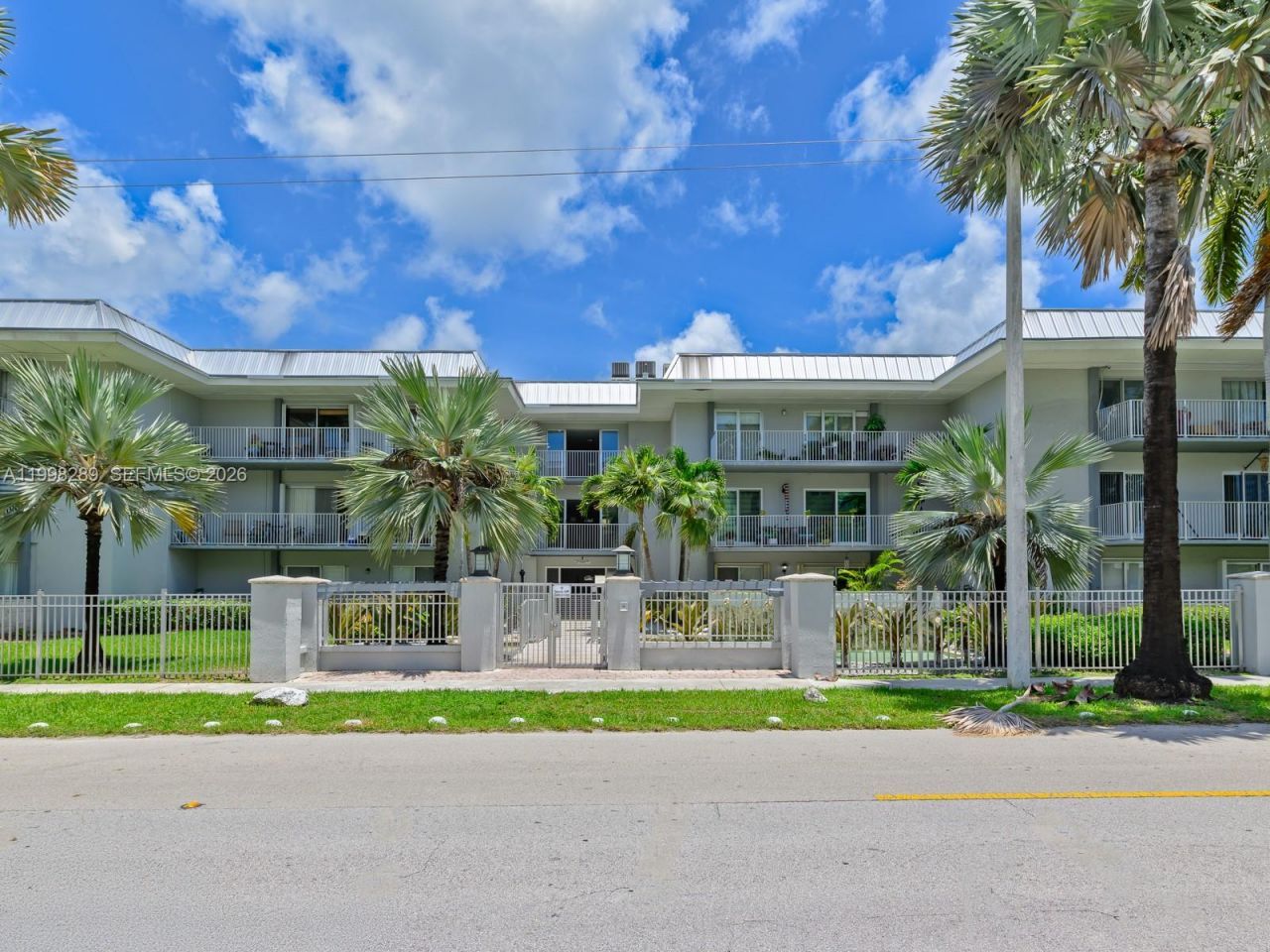 7403 SW 82nd St, Unit 201N, Miami, FL 33143 Photo