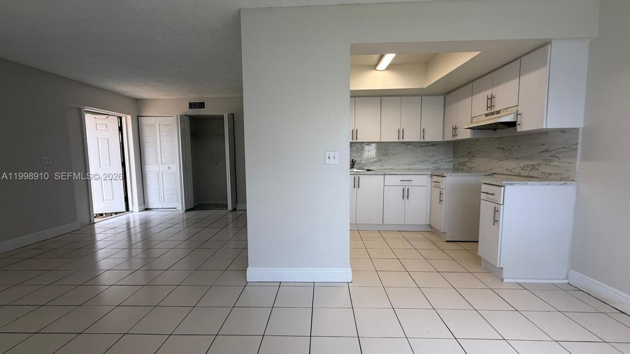 2115 NW 57th Ave, Unit 16-C, Lauderhill, FL 33313 Photo