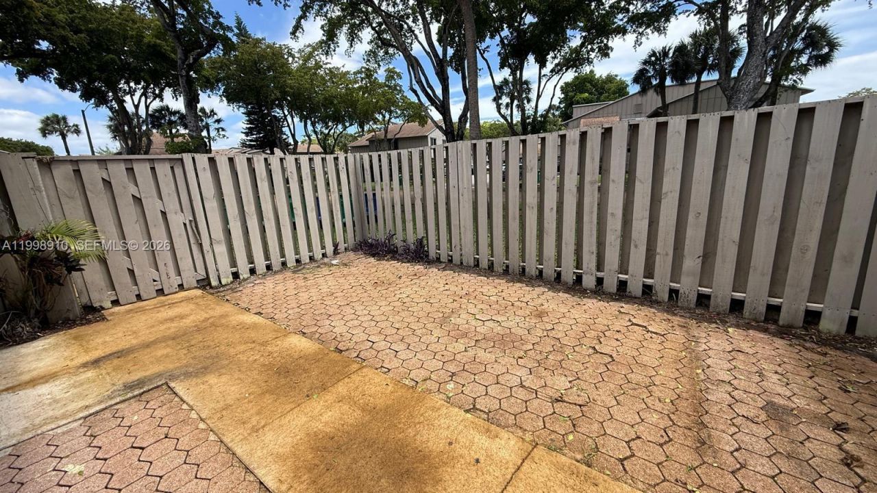 2115 NW 57th Ave, Unit 16-C, Lauderhill, FL 33313 Photo