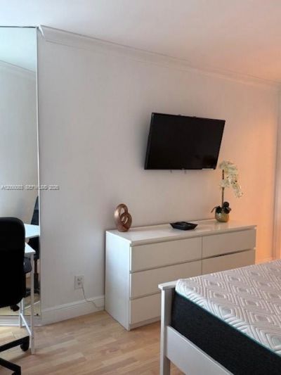 100 Lincoln Rd, Unit 615, Miami Beach, FL 33139 Photo