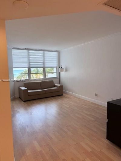 100 Lincoln Rd, Unit 615, Miami Beach, FL 33139 Photo