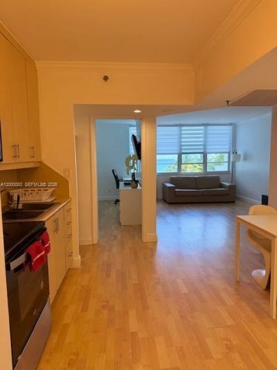 100 Lincoln Rd, Unit 615, Miami Beach, FL 33139 Photo