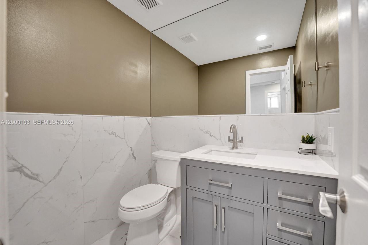 1063 Cedar Falls Dr, Unit 1063, Weston, FL 33327 Photo