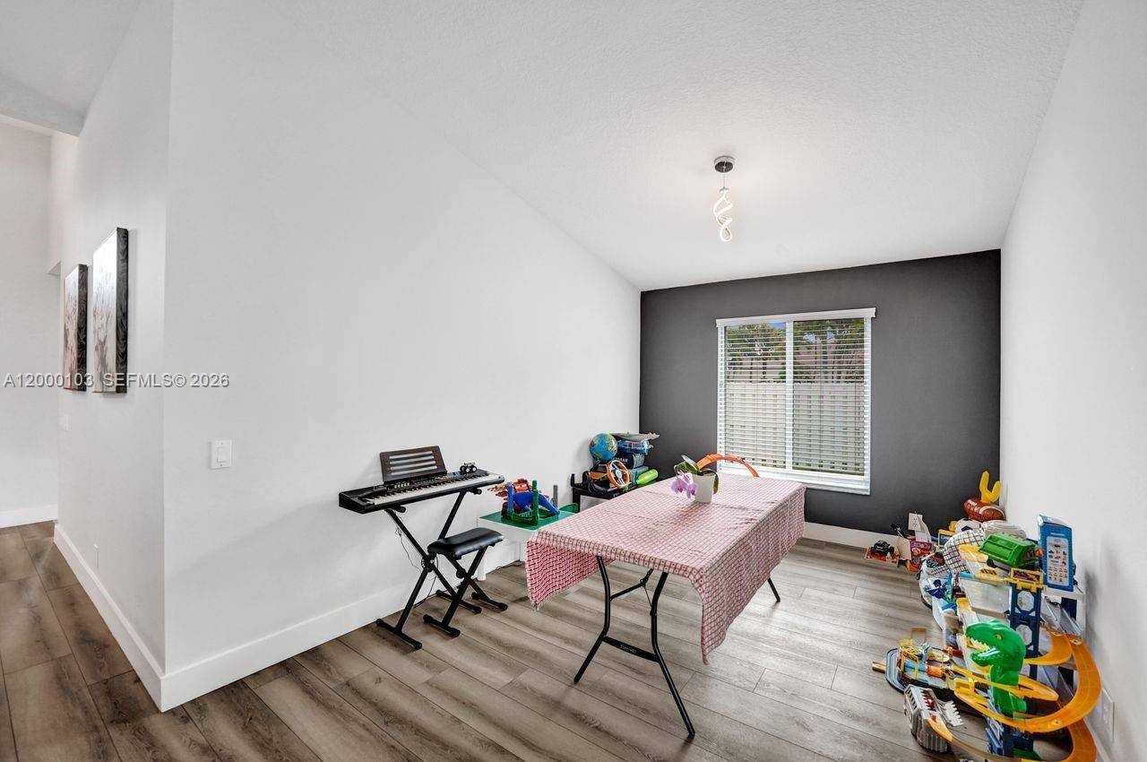 1063 Cedar Falls Dr, Unit 1063, Weston, FL 33327 Photo