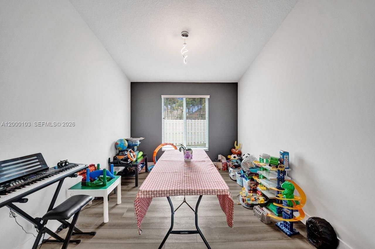 1063 Cedar Falls Dr, Unit 1063, Weston, FL 33327 Photo