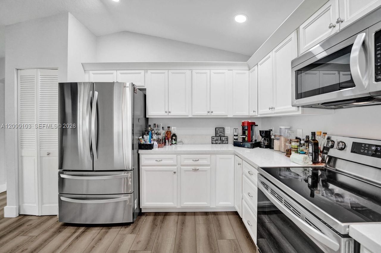 1063 Cedar Falls Dr, Unit 1063, Weston, FL 33327 Photo