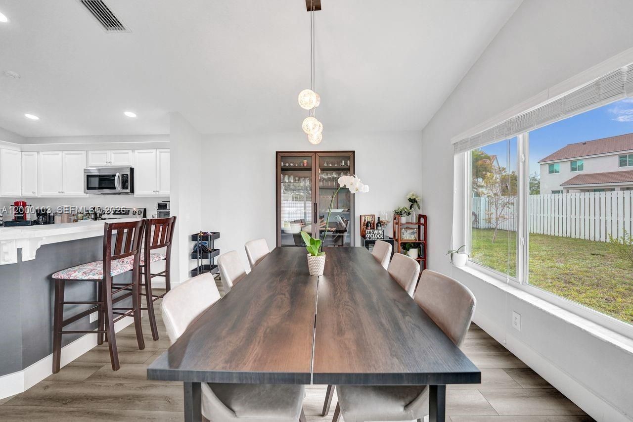 1063 Cedar Falls Dr, Unit 1063, Weston, FL 33327 Photo