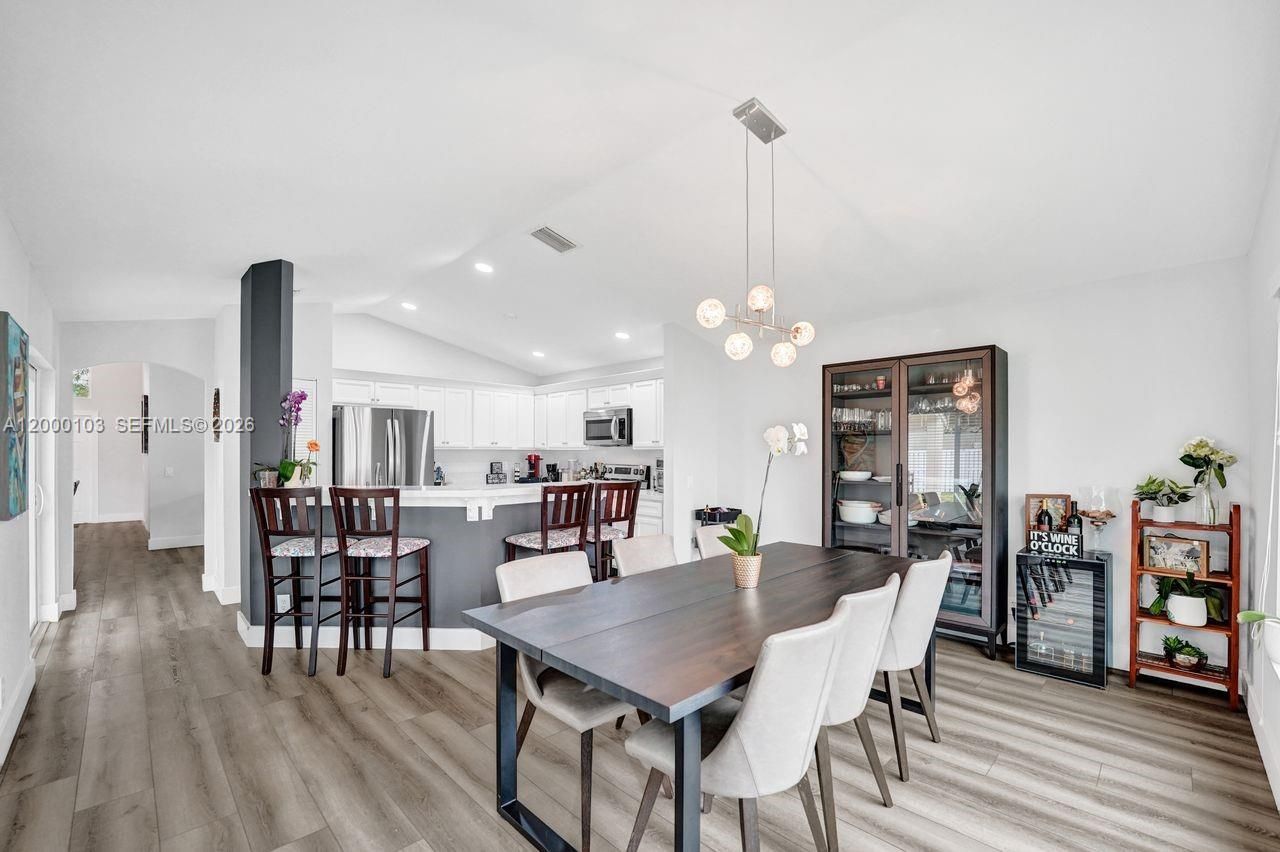 1063 Cedar Falls Dr, Unit 1063, Weston, FL 33327 Photo