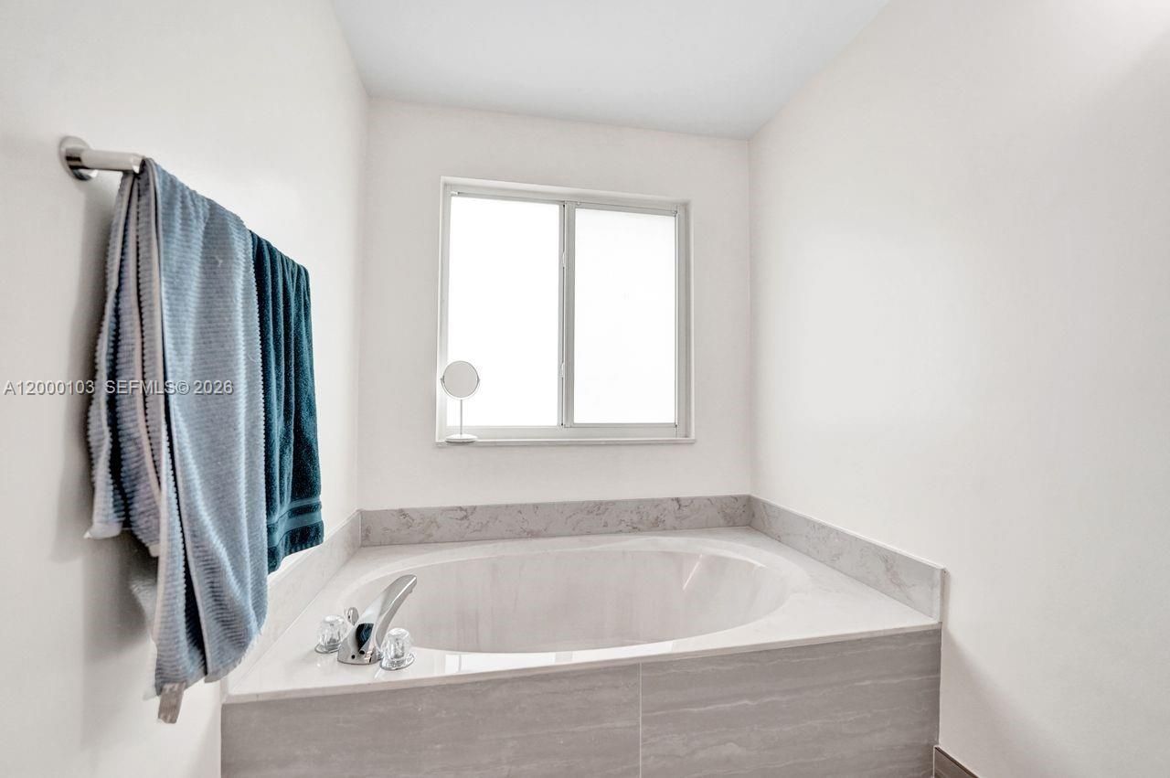 1063 Cedar Falls Dr, Unit 1063, Weston, FL 33327 Photo