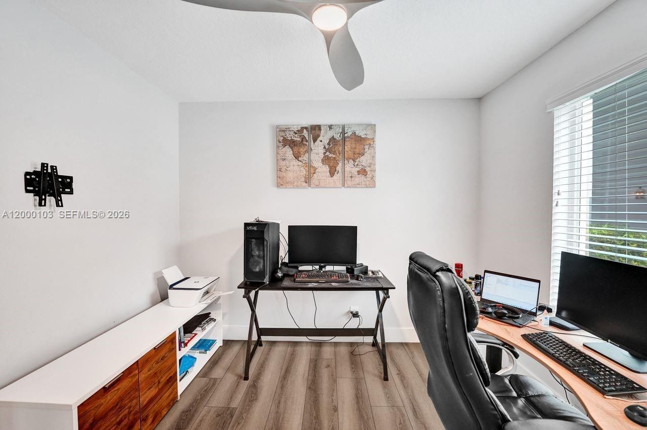 1063 Cedar Falls Dr, Unit 1063, Weston, FL 33327 Photo